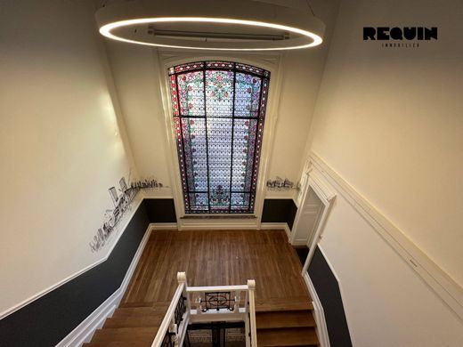 Apartment / Etagenwohnung in Lille, Nord