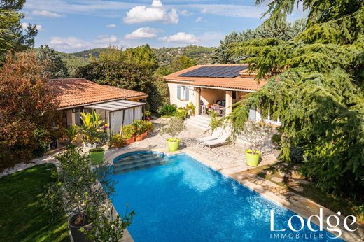 Luxe woning in Auriol, Bouches-du-Rhône