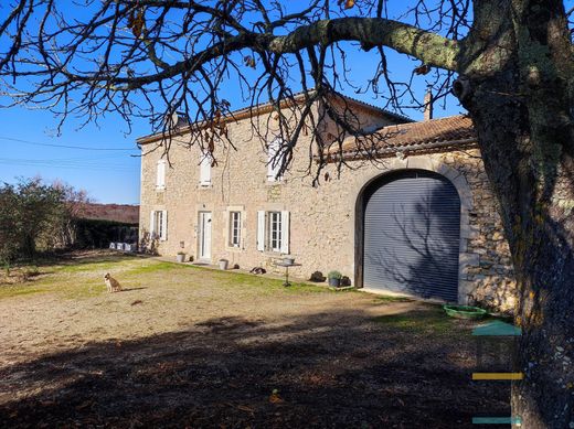 Элитный дом, Sainte-Foy-la-Longue, Gironde