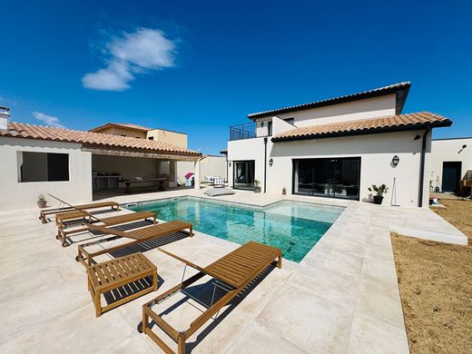 Luxury home in Baho, Pyrénées-Orientales