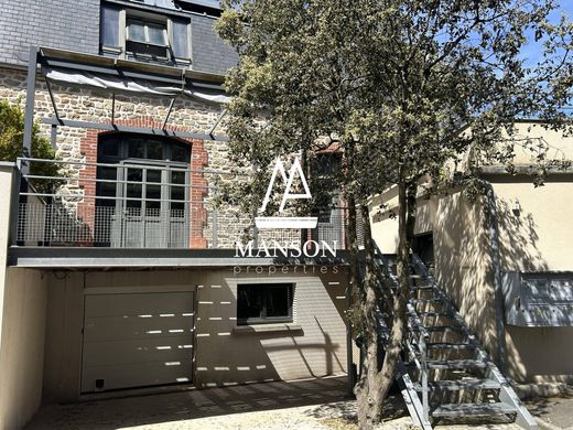 Luxury home in Dinan, Côtes-d'Armor