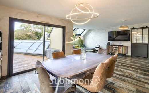 Casa di lusso a Hennebont, Morbihan