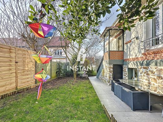 Casa de luxo - Champigny-sur-Marne, Val-de-Marne