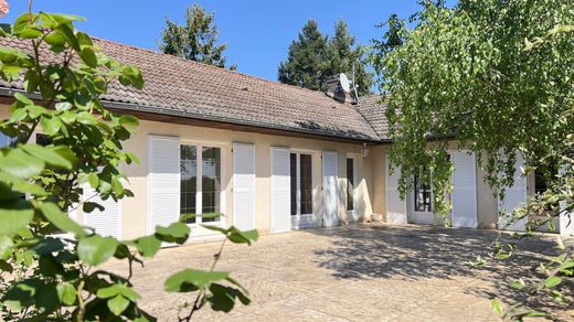 Maison de luxe à Ladoix-Serrigny, Côte-d'Or