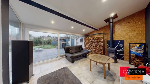 ‏בתי יוקרה ב  Florange, Moselle