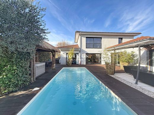 Luxus-Haus in Mâcon, Saône-et-Loire