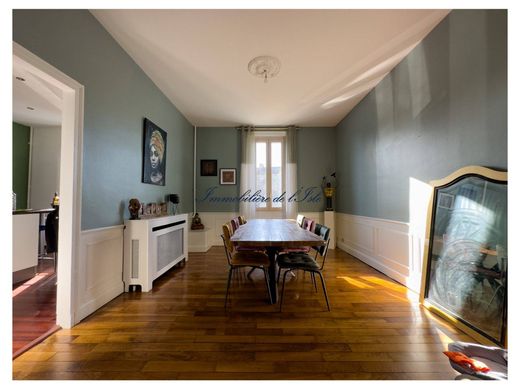 Périgueux, Dordogneの高級住宅