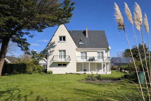 Luxury home in Mesquer, Loire-Atlantique