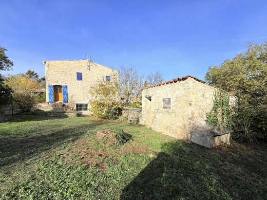 ‏בתי יוקרה ב  Saint-Paul-en-Forêt, Var