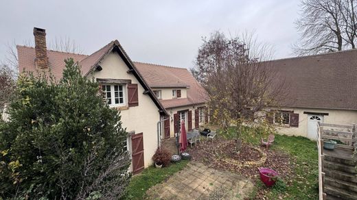 Luxe woning in Saint-Clair-sur-Epte, Val d'Oise