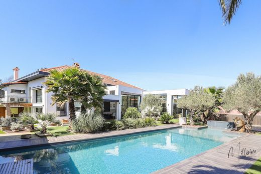 Casa di lusso a Anglet, Pirenei atlantici