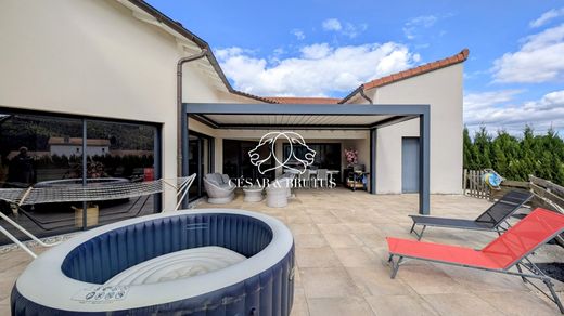 Luxury home in Coubon, Haute-Loire