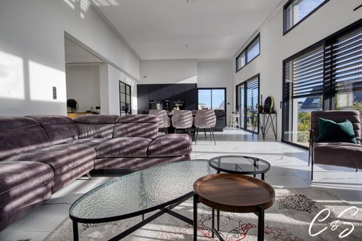 豪宅  Quimper, Finistère