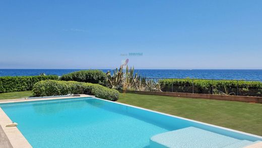 Luxe woning in Les Issambres, Var