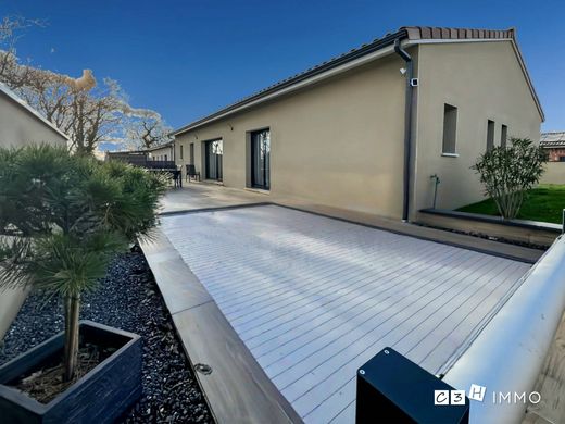 Luxus-Haus in Lavernose-Lacasse, Haute-Garonne