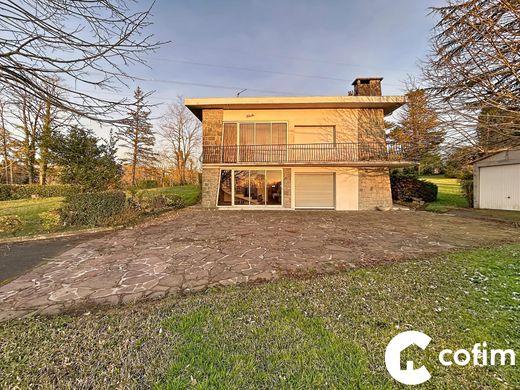 Luxury home in Saint-Pierre-d'Irube, Pyrénées-Atlantiques