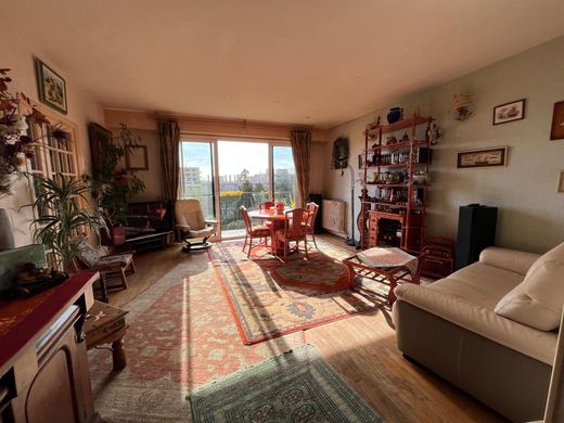 Apartment in Saint-Germain-en-Laye, Yvelines