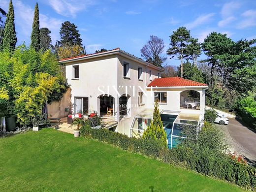 Luxury home in Saint-Cyr-au-Mont-d'Or, Rhône