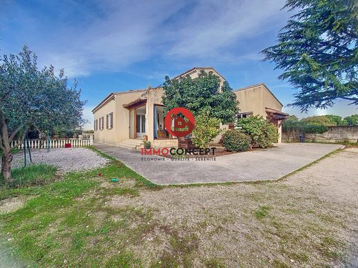 Luxury home in Saint-Geniès-de-Comolas, Gard