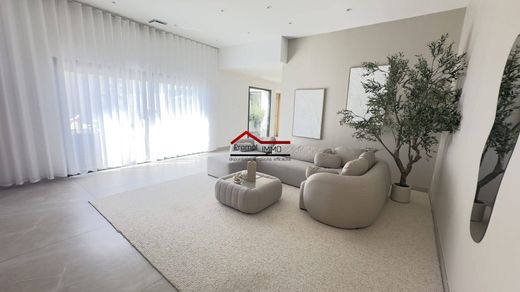 Luxe woning in Béziers, Hérault