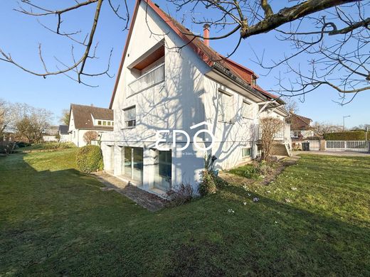 Luxus-Haus in Illkirch-Graffenstaden, Bas-Rhin