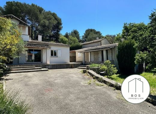 Luxury home in Salon-de-Provence, Bouches-du-Rhône