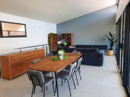 Luxury home in Faa'a, Îles du Vent