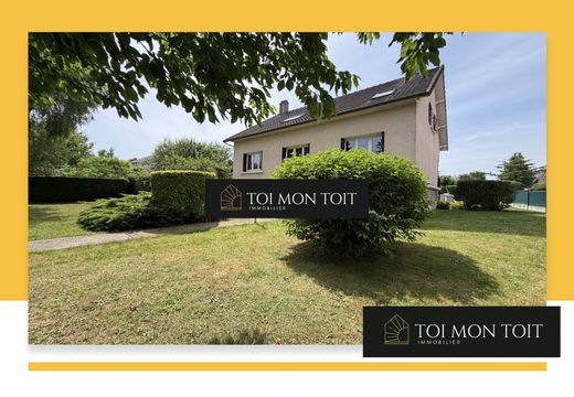 Luxury home in Le Thillay, Val d'Oise
