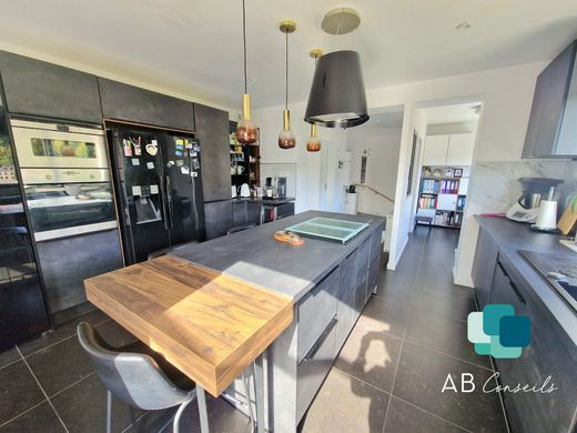 Luxus-Haus in Saint-Martin-du-Vivier, Seine-Maritime