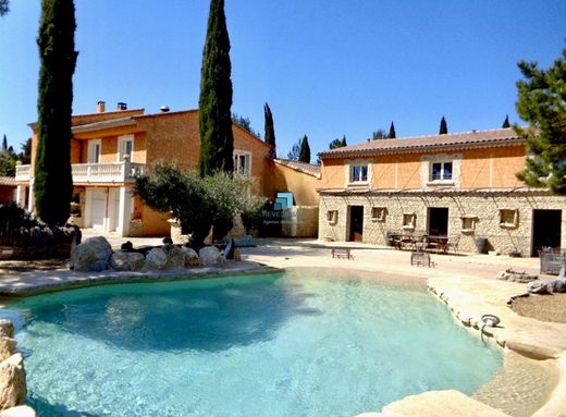 Luxus-Haus in L'Isle-sur-la-Sorgue, Vaucluse