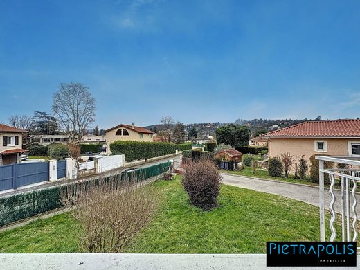 Luxury home in Brignais, Rhône