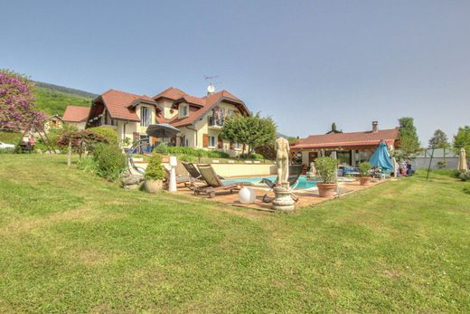 Luxus-Haus in Farges, Ain