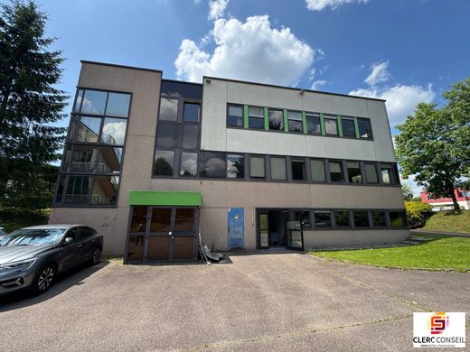Biuro w Mont-Saint-Aignan, Seine-Maritime