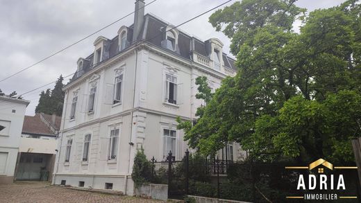 Luksusowy dom w Miluza, Haut-Rhin