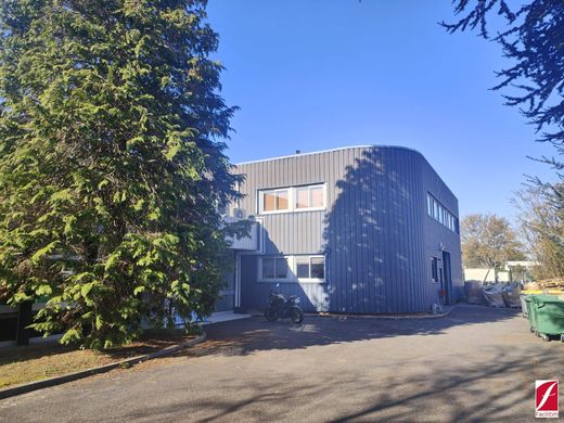 Ufficio a Saint-Fargeau-Ponthierry, Seine-et-Marne
