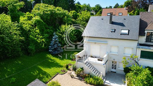 Luxury home in Bougival, Yvelines
