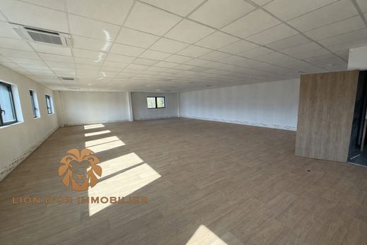 Büro in Genay, Rhône