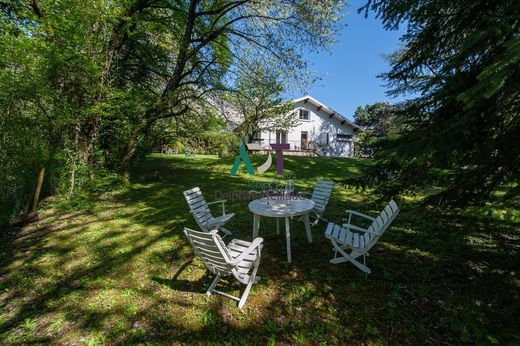 Πολυτελή κατοικία σε Saint-Ismier, Isère