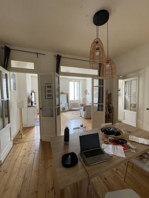 Apartment in Bordeaux, Gironde