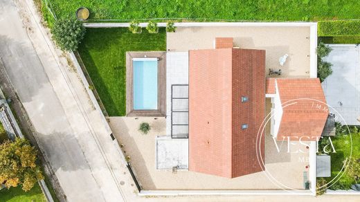 Luxury home in Morey-Saint-Denis, Cote d'Or