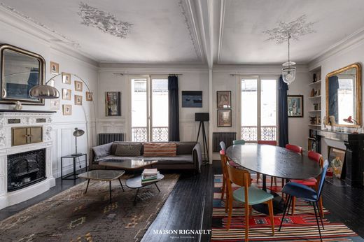 Apartment / Etagenwohnung in Montmartre, Abbesses, Grandes-Carrières, Paris