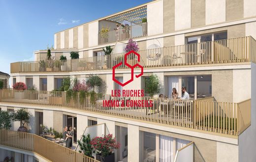 Apartment / Etagenwohnung in Gentilly, Val-de-Marne