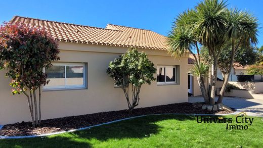 Luxury home in Les Sorinières, Loire-Atlantique