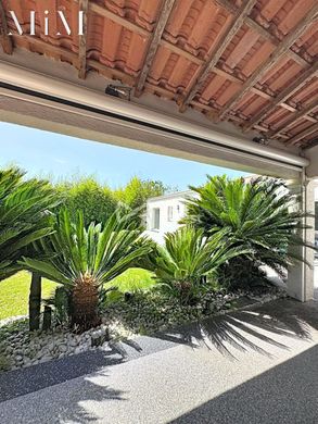 Maison de luxe à Saint-Drézéry, Hérault