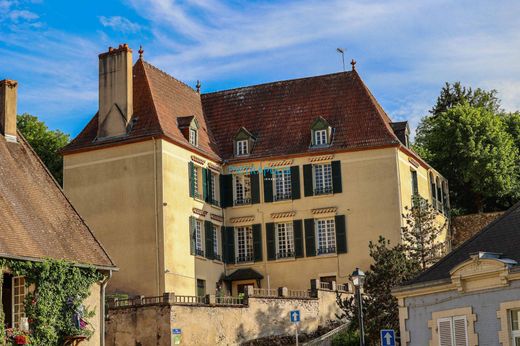 豪宅  Bourbon-Lancy, Saône-et-Loire