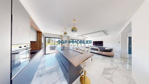 Luksusowy dom w La Salvetat-Saint-Gilles, Upper Garonne