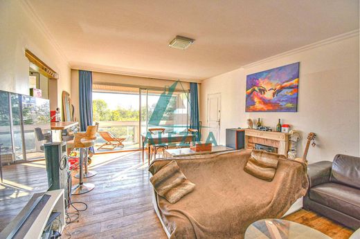 Квартира, Garches, Hauts-de-Seine