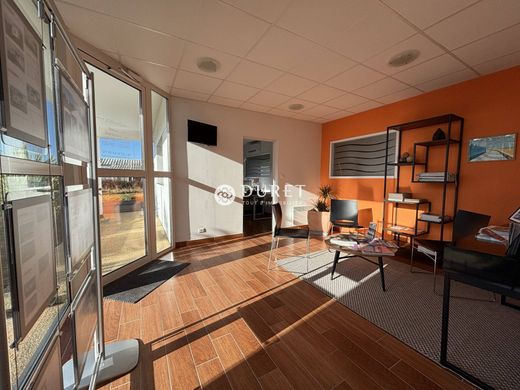 Офис, Saint-Gilles-Croix-de-Vie, Vendée