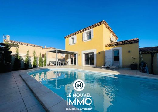 Luxury home in Salon-de-Provence, Bouches-du-Rhône