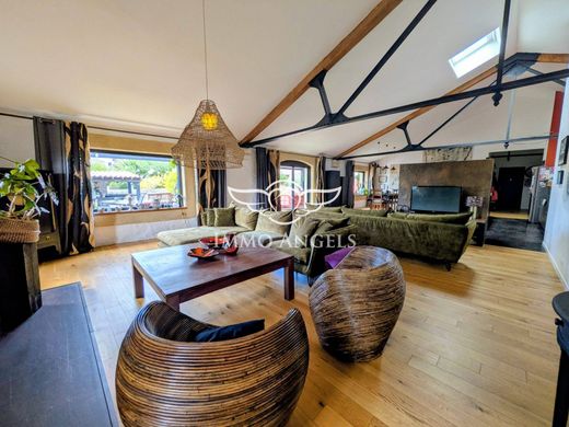 Luxury home in Saint-Chinian, Hérault